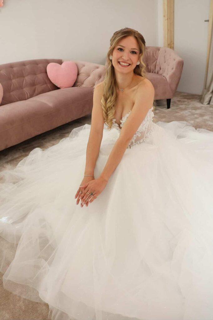 Impressionen aus Bella Simona - Deine Brautboutique, Neumarkt in der Steiermark, Bezirk Murau