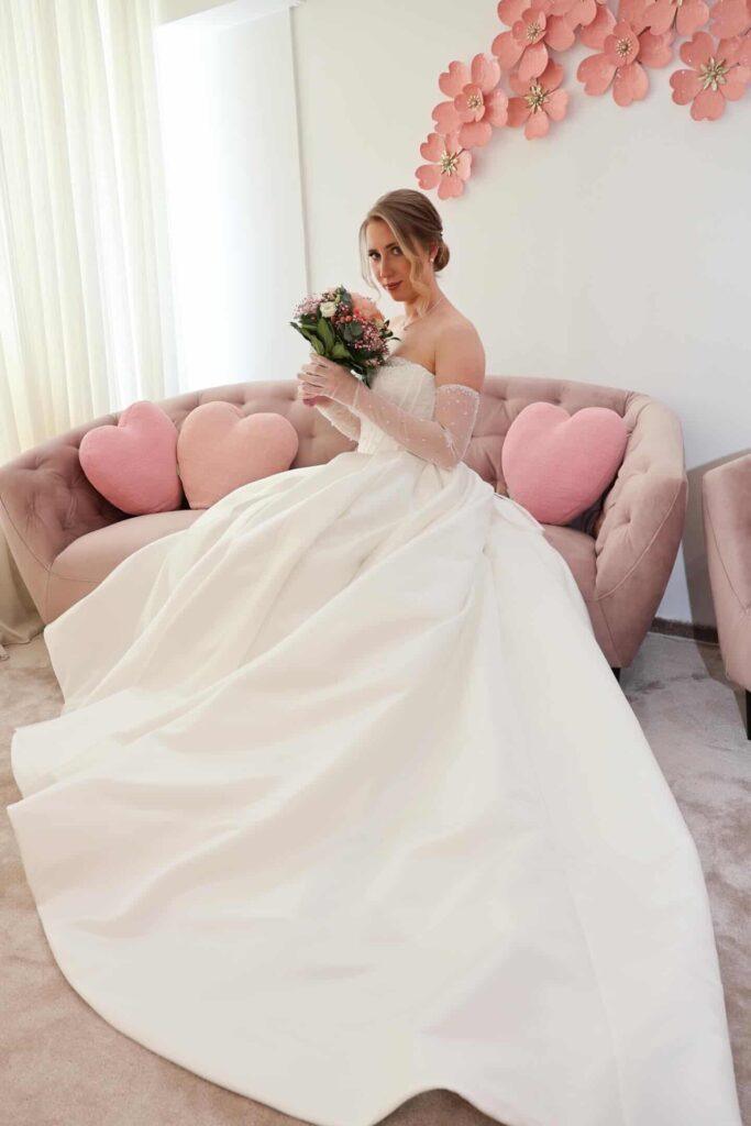 Impressionen aus Bella Simona - Deine Brautboutique, Neumarkt in der Steiermark, Bezirk Murau